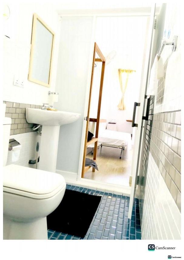 Ayona Beach Villa Katuneriya Habitación foto