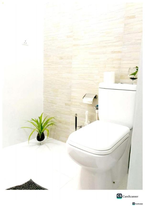 Ayona Beach Villa Katuneriya Habitación foto